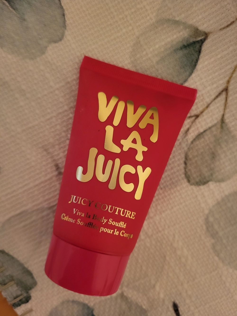 Juicy Couture Viva La Juicy Body Soufflé - Hot Pink